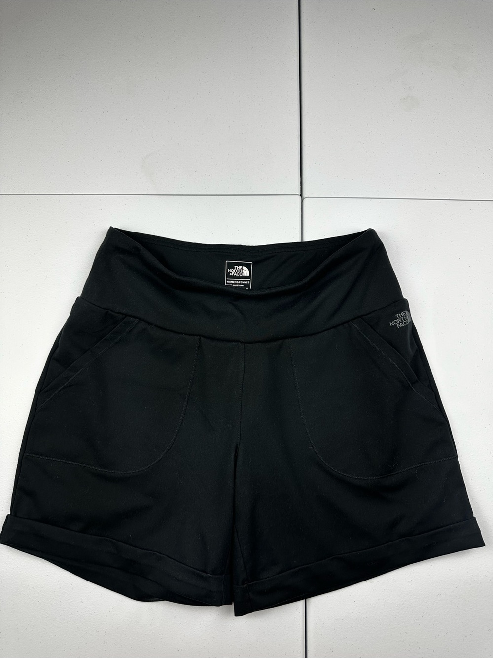 The North Face flash dry Women's Black Active Shorts